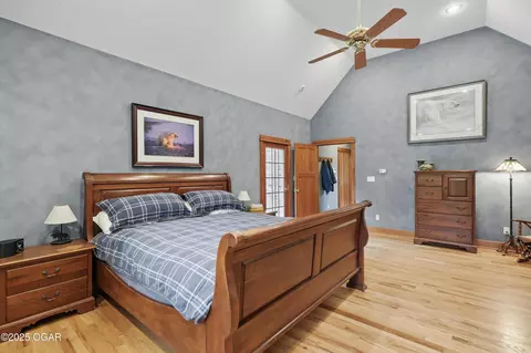 Bedroom - 4955 Deer Run Loop Carthage Mo 64836 Loop, Carthage, MO 64836 photo 4 of 17