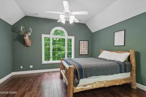 Bedroom - 4955 Deer Run Loop Carthage Mo 64836 Loop, Carthage, MO 64836 photo 6 of 17