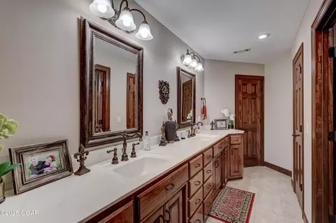 Bath - 3501 Notting Hill Circle Joplin Mo 64804 Cir, Joplin, MO 64804 photo 5 of 6