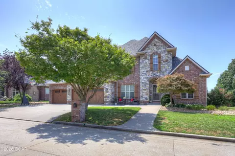 Exterior - 2820 E Ridgeview Drive Joplin Mo 64801 Dr, Joplin, MO 64801 photo 2 of 7