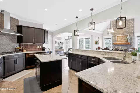 Kitchen - 2820 E Ridgeview Drive Joplin Mo 64801 Dr, Joplin, MO 64801 photo 2 of 9
