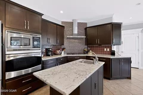Kitchen - 2820 E Ridgeview Drive Joplin Mo 64801 Dr, Joplin, MO 64801 photo 1 of 9