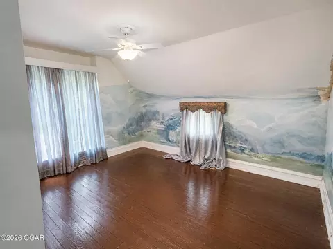 Bedroom - 1123 S Maple Street Carthage Mo 64836 St, Carthage, MO 64836 photo 2 of 6