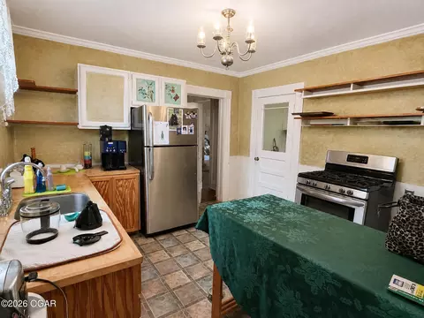 Kitchen - 1123 S Maple Street Carthage Mo 64836 St, Carthage, MO 64836 photo 1 of 2