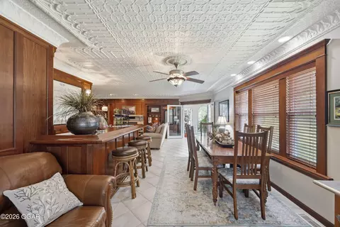 Dining - 2363 W 2349 W Oak Street Carthage Mo 64836, Carthage, MO 64836 photo 2 of 3
