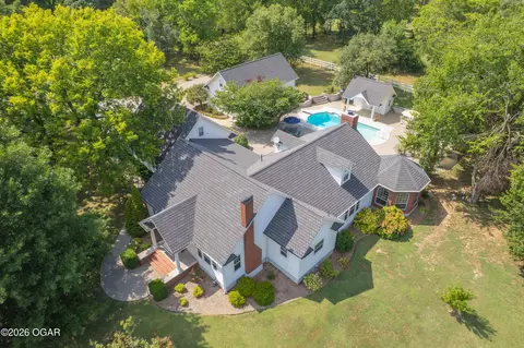 View/Area - 2363 W 2349 W Oak Street Carthage Mo 64836, Carthage, MO 64836 photo 2 of 4