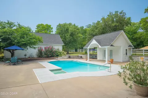 Exterior - 2363 W 2349 W Oak Street Carthage Mo 64836, Carthage, MO 64836 photo 17 of 19