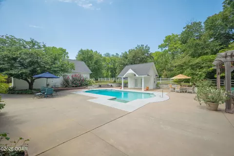 Exterior - 2363 W 2349 W Oak Street Carthage Mo 64836, Carthage, MO 64836 photo 14 of 19
