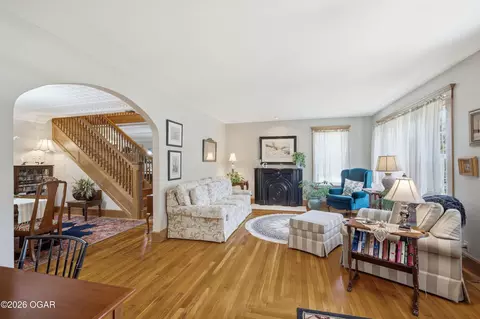 Living - 2363 W 2349 W Oak Street Carthage Mo 64836, Carthage, MO 64836 photo 2 of 3