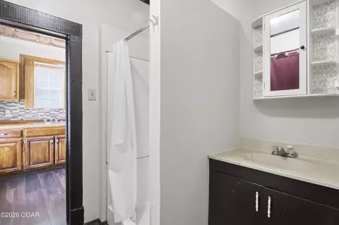 Bath - 210 E 17th Street Joplin Mo 64804 St, Joplin, MO 64804 photo 1 of 1