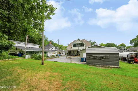 Exterior - 1014 Cherokee Avenue Seneca Mo 64865 Ave, Seneca, MO 64865 photo 10 of 10
