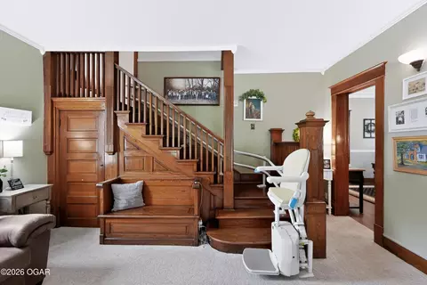 Entry Way - 1014 Cherokee Avenue Seneca Mo 64865 Ave, Seneca, MO 64865 photo 2 of 3