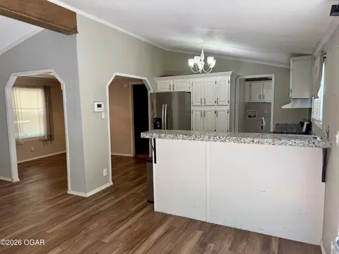 Kitchen - 10694 Ridgeway Circle Granby Mo 64844 Cir, Granby, MO 64844 photo 4 of 5