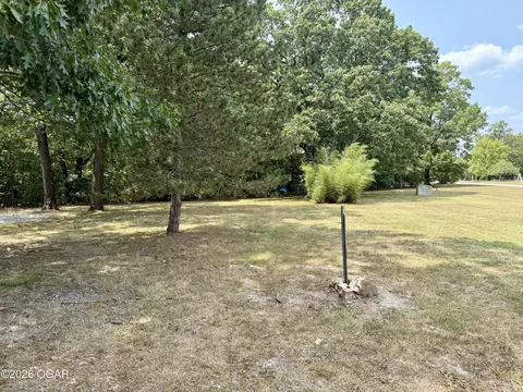 Exterior - 10694 Ridgeway Circle Granby Mo 64844 Cir, Granby, MO 64844 photo 4 of 5