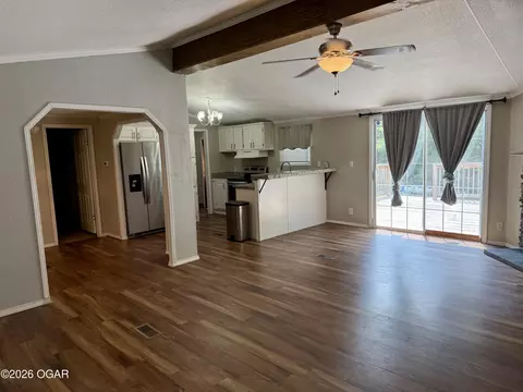 Living - 10694 Ridgeway Circle Granby Mo 64844 Cir, Granby, MO 64844 photo 5 of 7