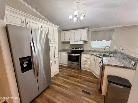 Kitchen - 10694 Ridgeway Circle Granby Mo 64844 Cir, Granby, MO 64844 photo 5 of 5