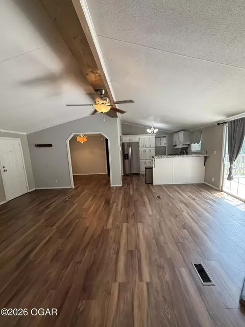 Living - 10694 Ridgeway Circle Granby Mo 64844 Cir, Granby, MO 64844 photo 2 of 7