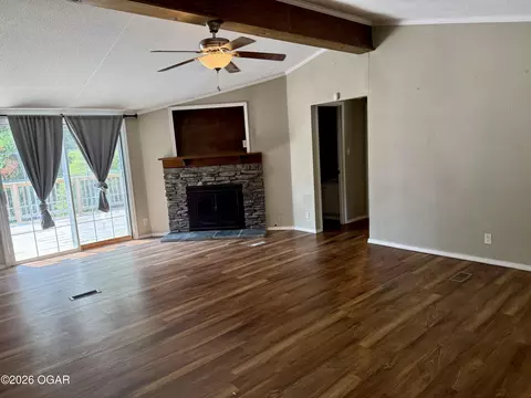 Living - 10694 Ridgeway Circle Granby Mo 64844 Cir, Granby, MO 64844 photo 6 of 7
