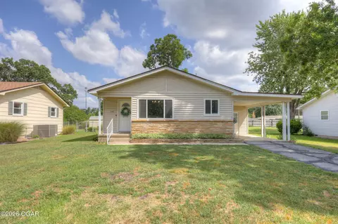 307 E 34th Street Joplin Mo 64804 St, Joplin, MO 64804