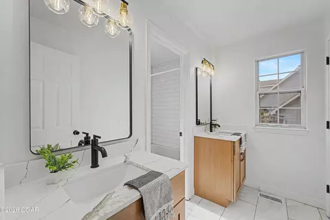 Bath - 825 Colonial Road Webb City Mo 64870 Rd, Webb City, MO 64870 photo 4 of 6