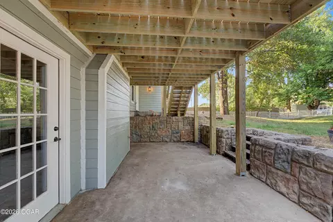 Exterior - 825 Colonial Road Webb City Mo 64870 Rd, Webb City, MO 64870 photo 11 of 13