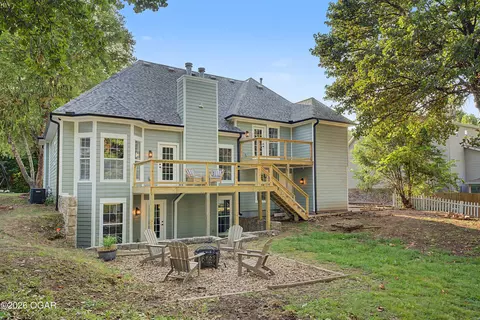 Exterior - 825 Colonial Road Webb City Mo 64870 Rd, Webb City, MO 64870 photo 6 of 13