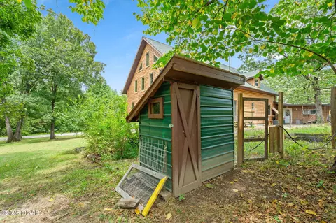 Exterior - 1161 Secluded Acres Road Forsyth Mo 65653 Rd, Forsyth, MO 65653 photo 6 of 9