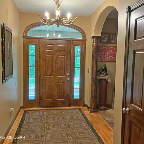 Entry Way - 11217 Eider Lane Carthage Mo 64836 Ln, Carthage, MO 64836 photo 1 of 2
