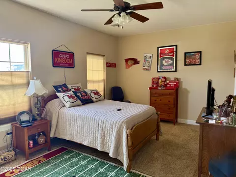 Bedroom - 2610 S Adele Avenue Joplin Mo 64804 Ave, Joplin, MO 64804 photo 3 of 3