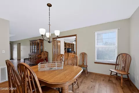 Dining - 13416 Jasmine Loop Carthage Mo 64836 Loop, Carthage, MO 64836 photo 4 of 4
