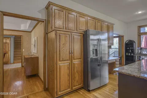 Entry Way - 830 Rustic Ridge Drive Joplin Mo 64804 Dr, Joplin, MO 64804 photo 2 of 2