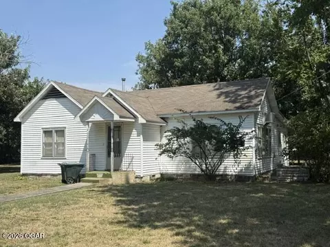 110 N Mulberry Street Cherokee Ks 66724 St, Cherokee, KS 66724