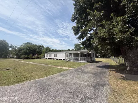 512 W Magnolia Street Cherokee Ks 66724 St, Cherokee, KS 66724