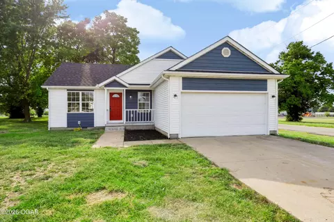 936 N Main Street Road Webb City Mo 64870 Rd, Webb City, MO 64870