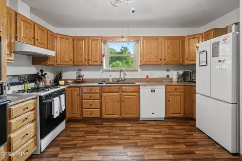Kitchen - 201 E 3rd Street Lamar Mo 64759 St, Lamar, MO 64759 photo 1 of 3