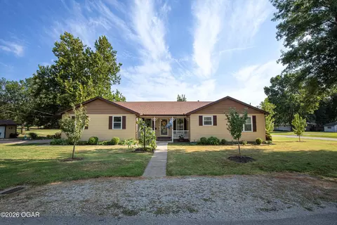201 E 3rd Street Lamar Mo 64759 St, Lamar, MO 64759