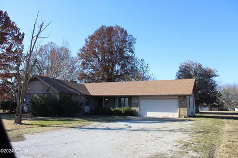 714 S Long Avenue Arma Ks 66712 Ave, Arma, KS 66712