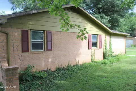 Exterior - 504 E Main Street Weir Ks 66781 St, Weir, KS 66781 photo 2 of 5