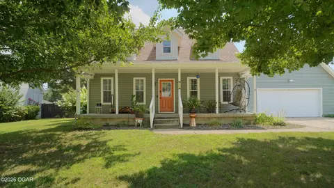 1925 Redbird Drive Webb City Mo 64870 Dr, Webb City, MO 64870