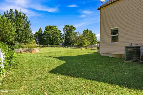 Exterior - 514 E Scott Street Monett Mo 65708 St, Monett, MO 65708 photo 6 of 11