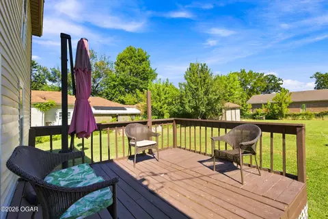 Exterior - 514 E Scott Street Monett Mo 65708 St, Monett, MO 65708 photo 4 of 11