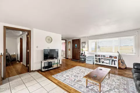 Living - 486 State Highway 59 Diamond Mo 64840, Diamond, MO 64840 photo 3 of 3