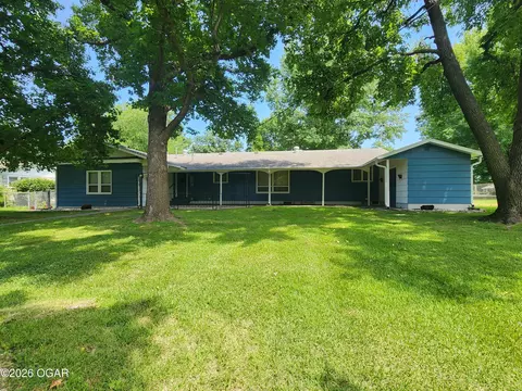 Exterior - 109 Grand Street Lamar Mo 64759, Lamar, MO 64759 photo 6 of 9