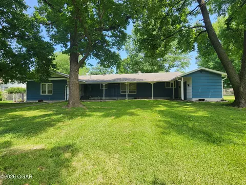 Exterior - 109 Grand Street Lamar Mo 64759, Lamar, MO 64759 photo 3 of 9