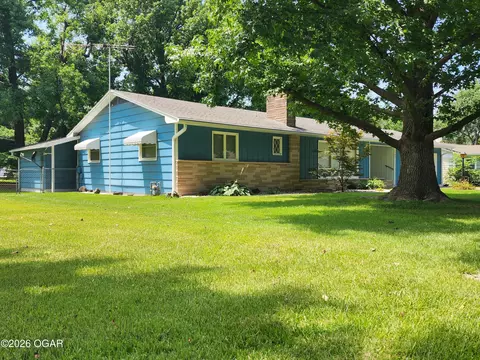 Exterior - 109 Grand Street Lamar Mo 64759, Lamar, MO 64759 photo 2 of 9