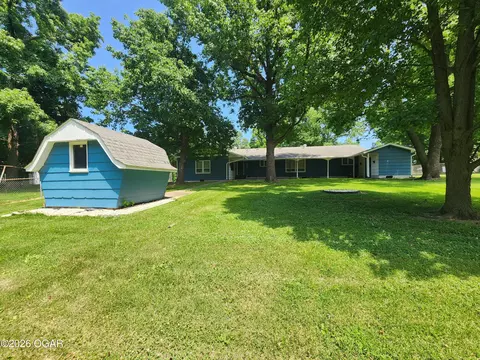 Exterior - 109 Grand Street Lamar Mo 64759, Lamar, MO 64759 photo 4 of 9