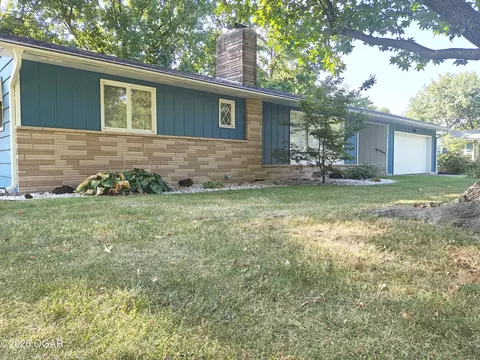 Exterior - 109 Grand Street Lamar Mo 64759, Lamar, MO 64759 photo 1 of 9