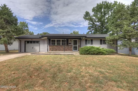 2830 S Highland Avenue Joplin Mo 64804 Ave, Joplin, MO 64804