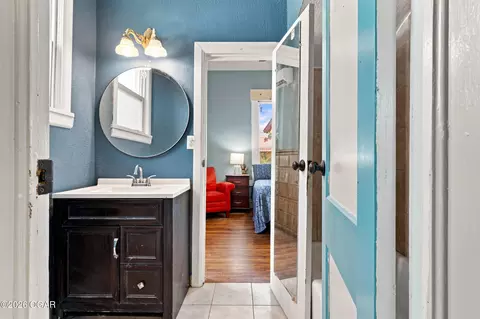 Bath - 401 2nd Street Monett Mo 65708 St, Monett, MO 65708 photo 1 of 3