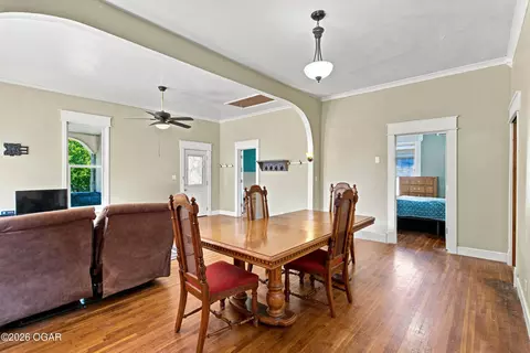 Dining - 401 2nd Street Monett Mo 65708 St, Monett, MO 65708 photo 2 of 2